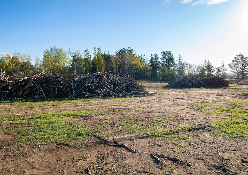 最適な用地選定から、開発調整までを一括対応